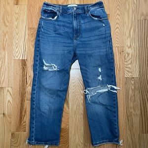 ABERCROMBIE & FITCH Ankle Straight Ultra High Rise - Size 29